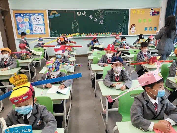 Schools reopen in China-ES-2.JPG